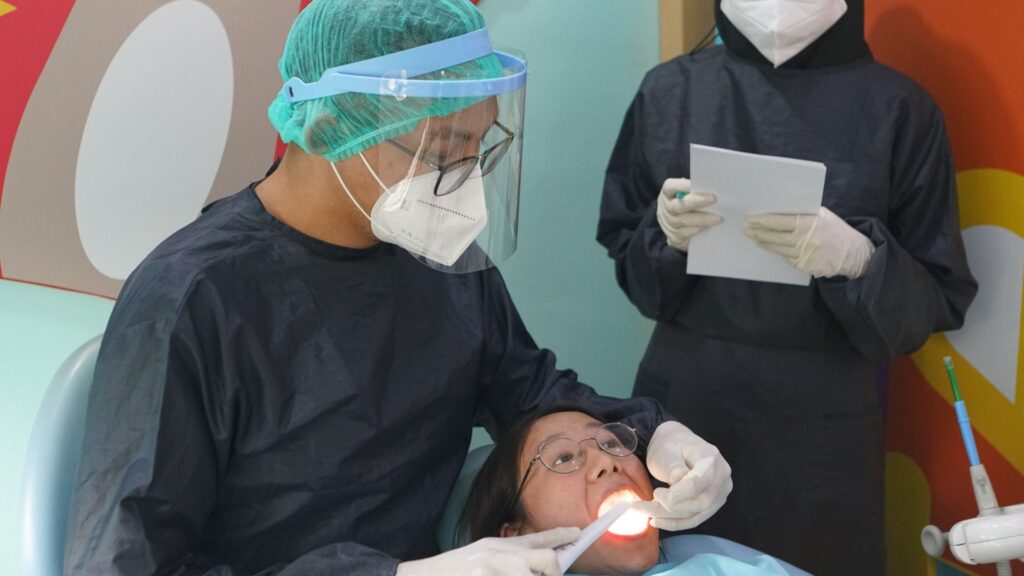 Perbandingan Biaya Cabut Gigi di Puskesmas dan Klinik Dokter Gigi 1 AA1I9Qmb